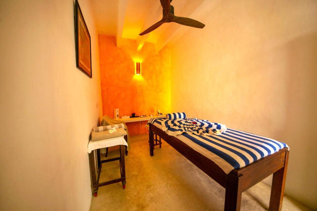 Club Villa Bentota Ngoại thất bức ảnh